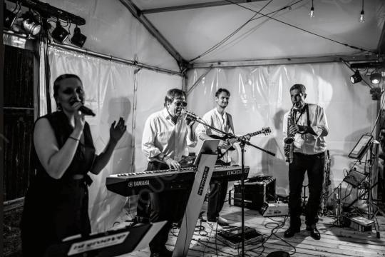 1st groove - Liveband aus Regensburg
