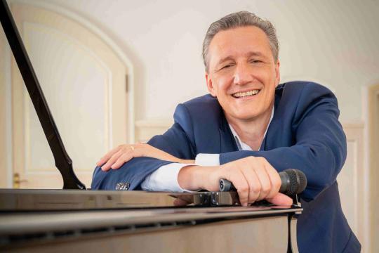 Christian Kirschstein Pianist & Sänger