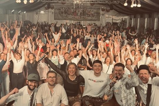 Berghirsche Party-/Oktoberfestband