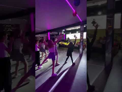 Video: Kinderprogramm für Teens