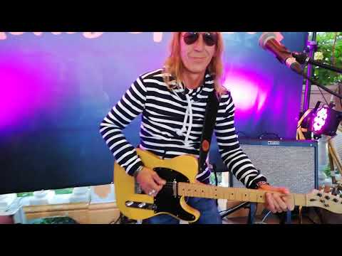 Video: Peter Leon - Live