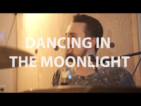 Video: Dancing in the Moonlight (cover)
