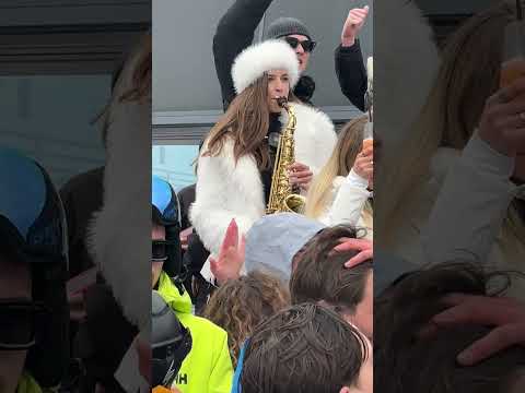 Video: DJ &amp; Sax: Gimme ! Gimme ! Gimme ! 