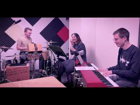 Video: Beautiful Day - popnovus