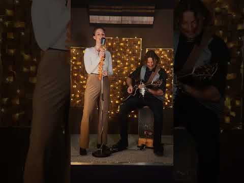 Video: Unplugged - Pop Mashup | Wohnzimmerkonzerte, Sektempfänge, Unplugged