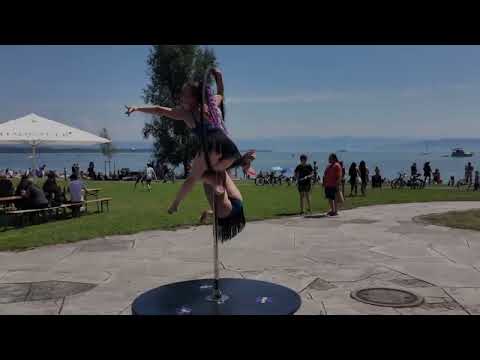 Video: Aeriell und Flame - "Blue Waves" im Lollipop Hoop