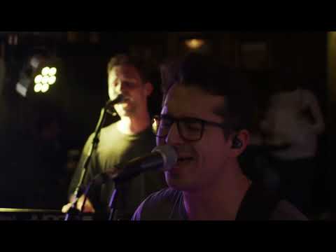 Video: Fly Away – Lenny Kravitz (Cover) 