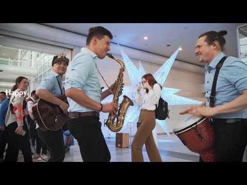 Video: Happy - Pharrell Williams / Akustik3 (by myband.de)