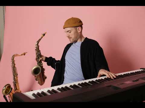 Video: Hold My Girl
