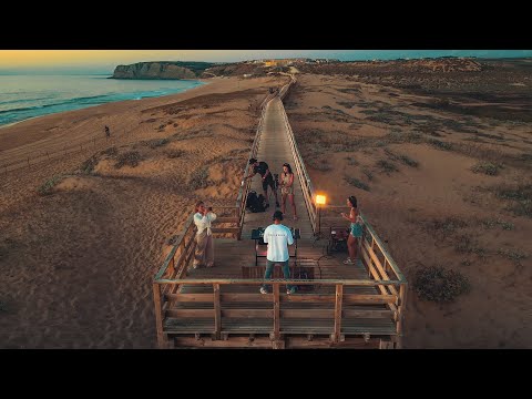 Video:  REVERSE - Sunset Live Set, Praia Azul, Portugal [1001Tracklists Spotlight Mix]