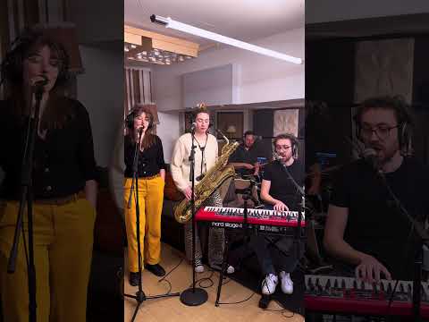 Video: Bee Gees/Scary Pockets: Stayin Alive