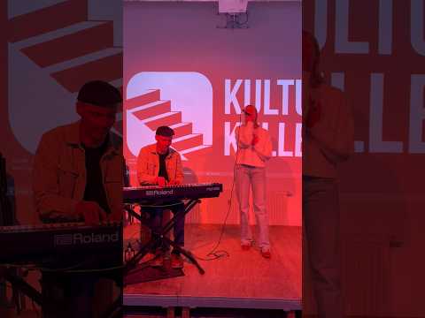 Video: Akustik Cover - Iris