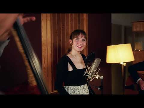 Video: Cheek to Cheek