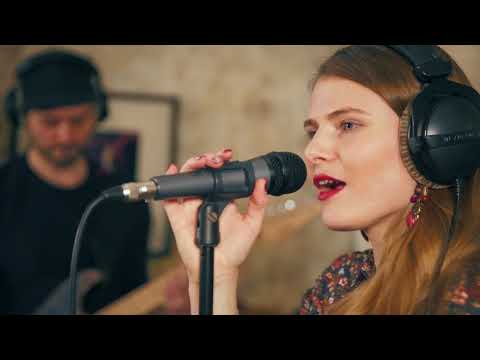 Video: HAPPY - Medley
