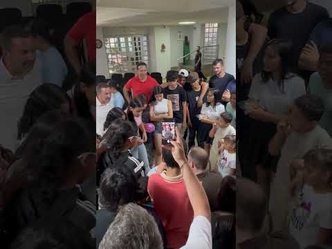 Video: Spontaner Auftritt in Medellin, Kolumbien (Oktober 2026)