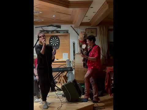 Video: Weihnachtsset: All I Want for Christmas Is You (Duo, spontan unter Freunden)