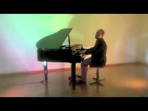 Video: Piano Solo