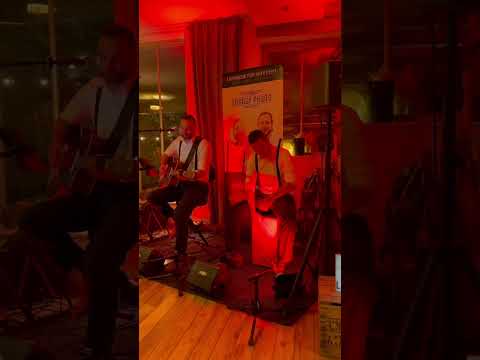 Video: Hulapalu (Andreas Gabalier Cover)