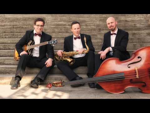 Video: Acoustic Jazz &amp; Pop: Demo-Medley