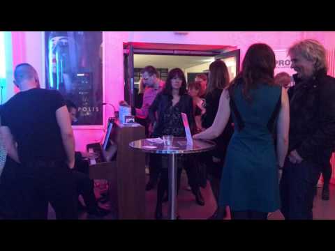 Video: On the sunny side