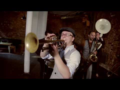 Video: Cakewalkin' Babies Promovideo