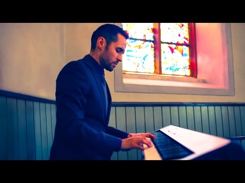 Video: Hochzeit: Piano - River flows in you 