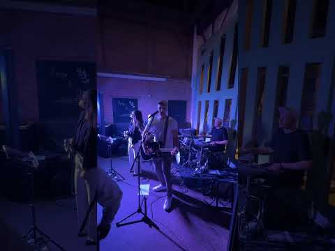 Video: Brown eyed girl :-)