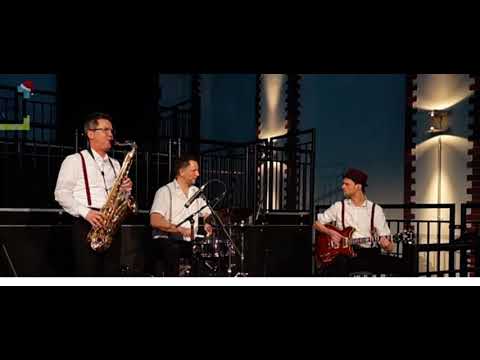 Video: Jazzkrönung Medley - Cantaloupe Island - Smooth Operator - Mas que Nada