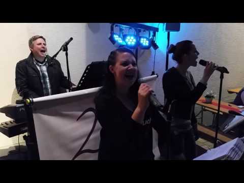 Video: It's raining men - TWO for YOU