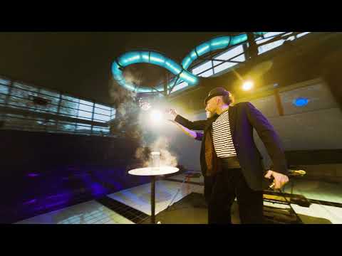 Video: Funky Bubble Act