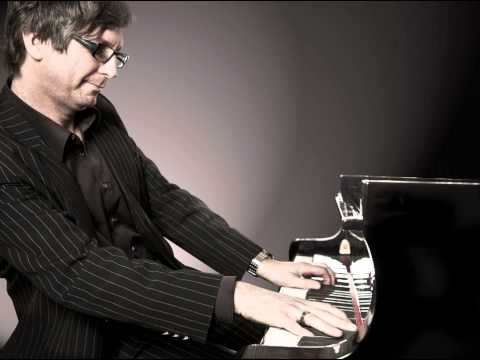 Video: Sigi Dee - Piano/Klavier