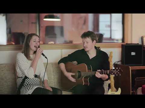 Video: John Legend - All Of Me Cover 