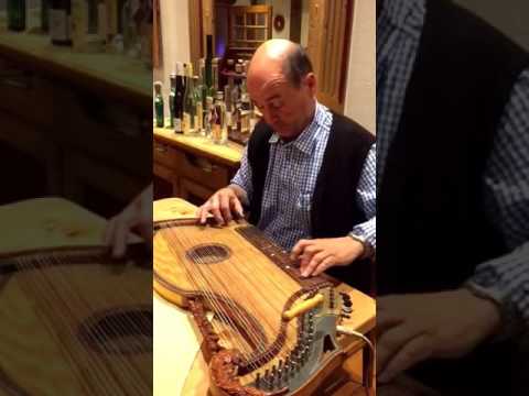 Video: Smile (Live) - Michael Bissinger