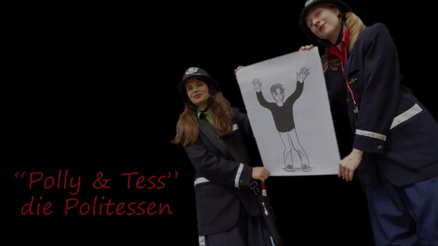 Video: POLLY &amp; TESS Die Politessen, Stelzen-Duo