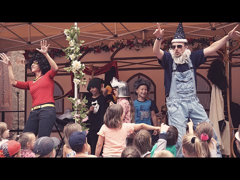 Video: Mitmach-Programm beim Märchen-Familien-Fest