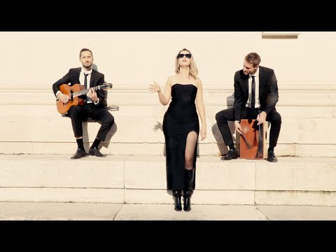 Video: Adele - Skyfall ( Gypsy Jazz Cover)