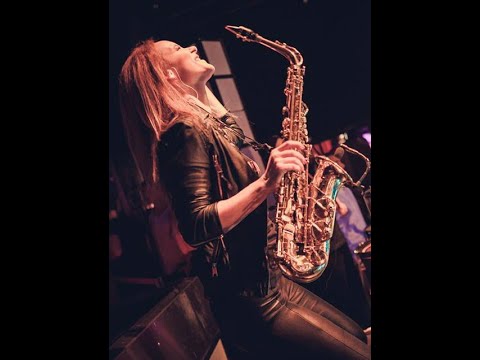 Video: MIRI | DJ &amp; Live Sax