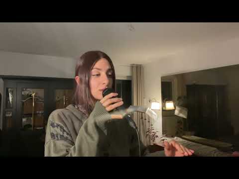 Video: Caroline Polachek - Parachute