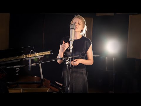 Video: Duo: Make you feel my love - Marie Szücs &amp; Nikita Bratus