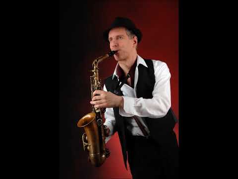 Video: SAX &amp; VOICE