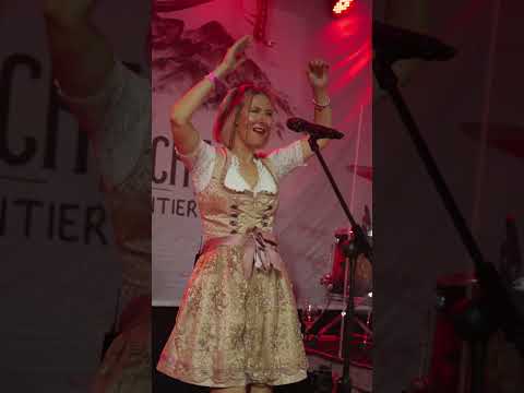 Video: Berghirsche die Party- Oktoberfestband