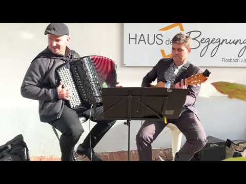 Video: Duo Razz Fazz
