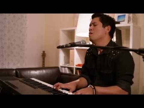 Video: All Of Me - solo piano &amp; vocal cover