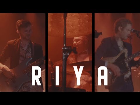 Video: Right inside your Arms (LIVE)