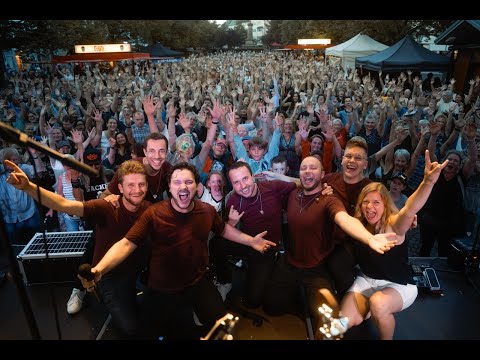Video: Mad Memories Live (2024)