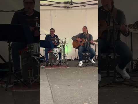 Video: FLO-BO Live 1