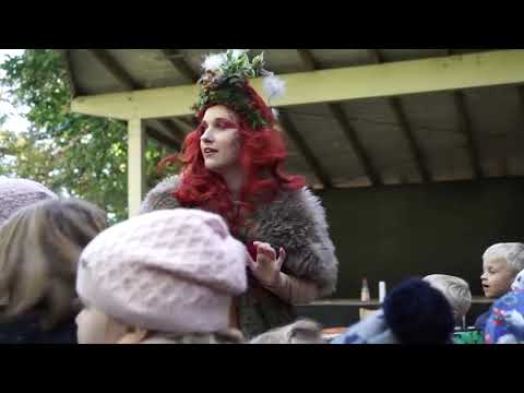 Video: Walking-Acts im Tierpark Neumünster