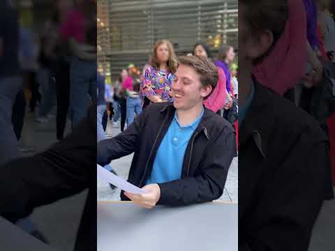 Video: Schnellzeichner Christian bei der Allianz