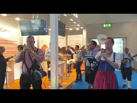 Video: Einzug Messehalle Köln 