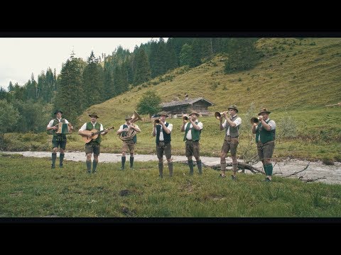 Video: Tegernseer Tanzlmusi
